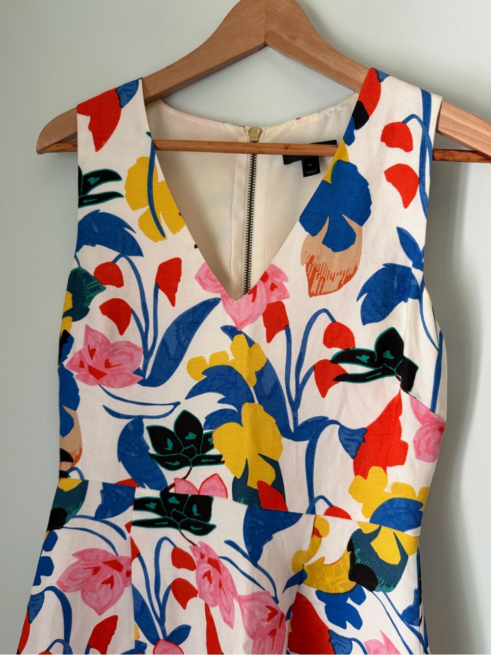 J.Crew Floral Linen Lyocell Fit & Flare Dress Size 4 Morning Floral V-Neck - Picture 5 of 8